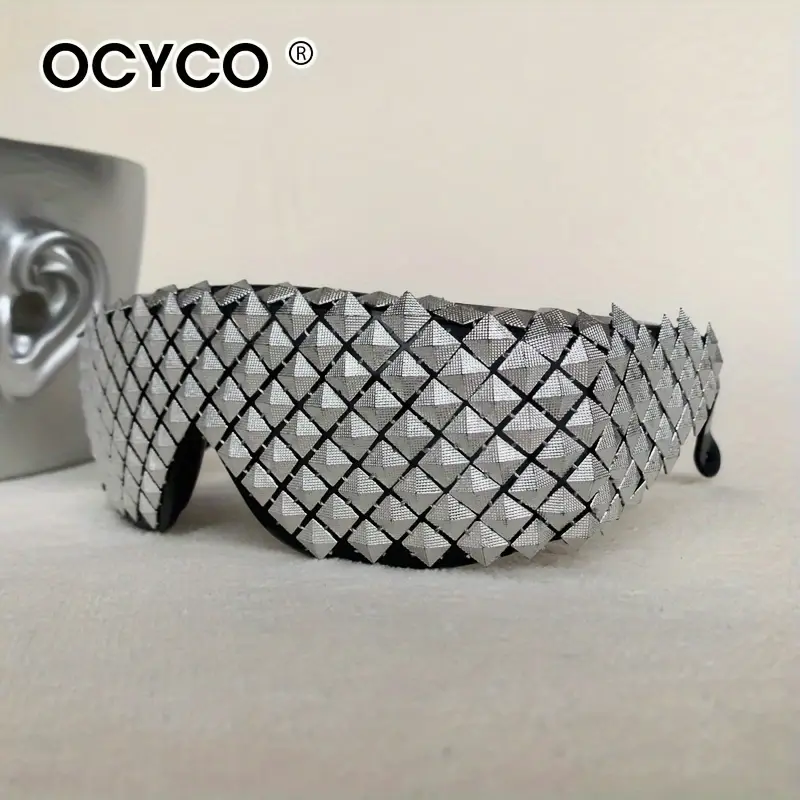 OCYCO Trendy Golden Pyramid Party Glasses 